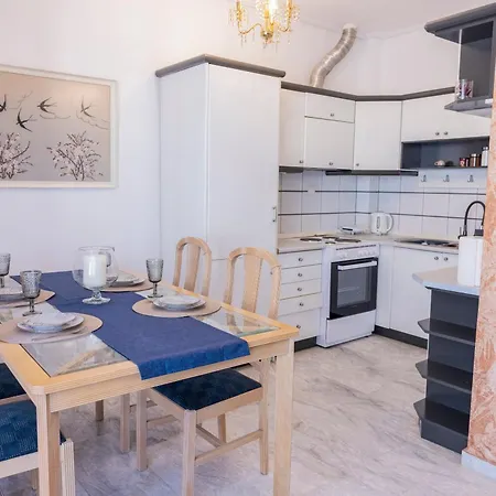 Homey Vibes アパート Tríkala