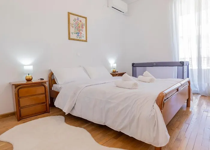 Homey Vibes شقة Tríkala